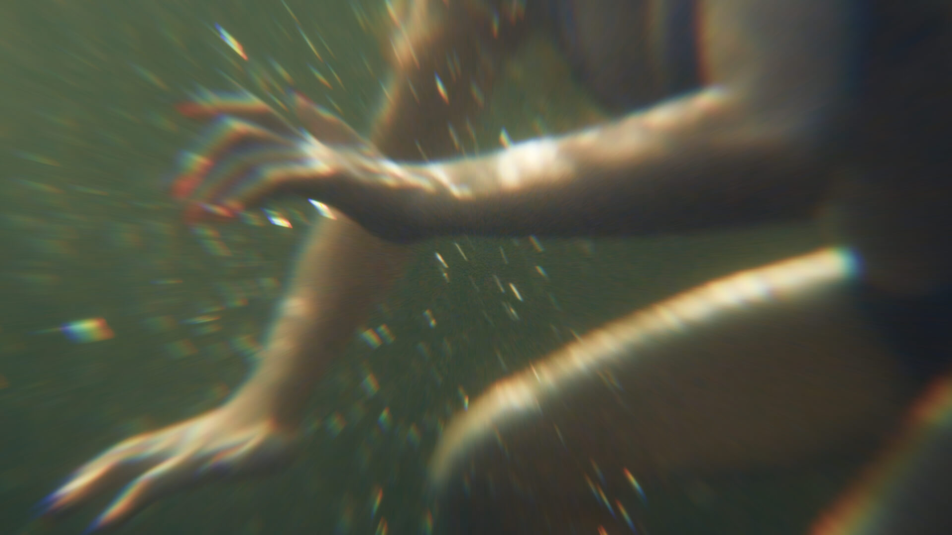 Une adolescente se baigne dans le film JOUVENCELLES de Fanie Pelletier