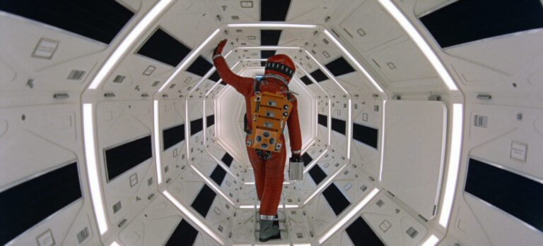 Keir Dullea en tant que Dr. David Bowman dans une scène du film 2001, l'odyssée de l'espace