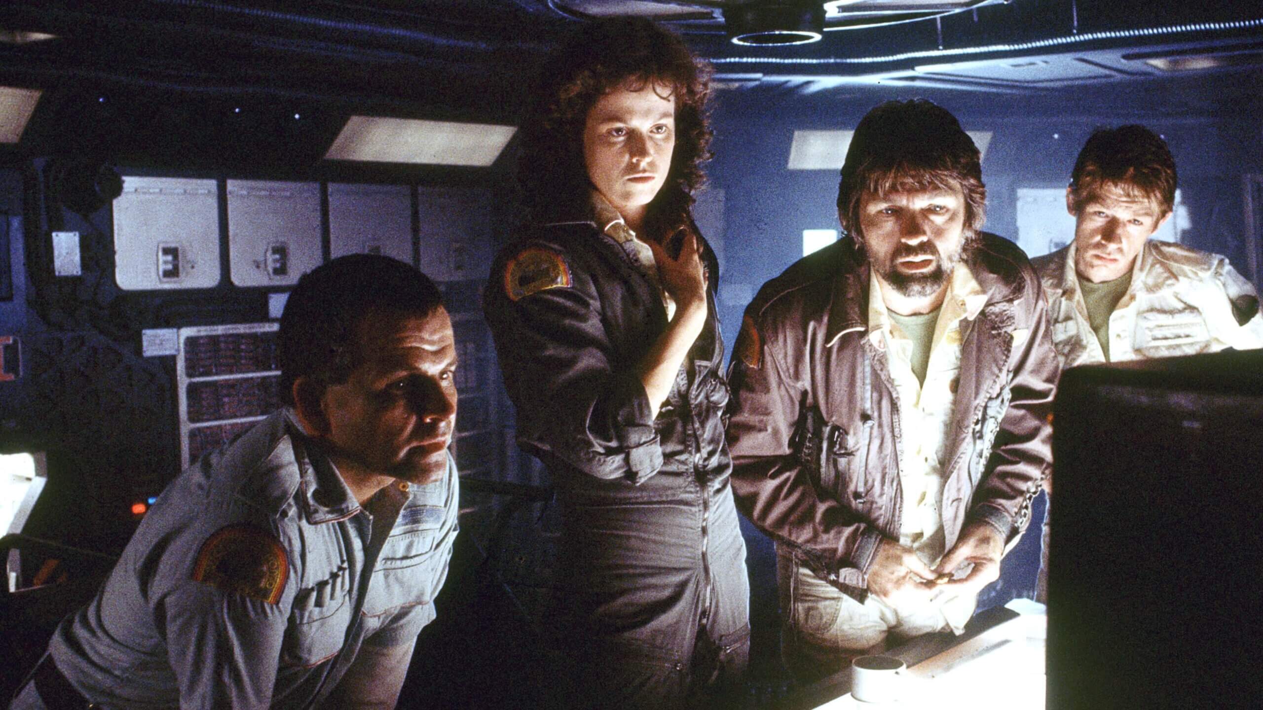 L'équipage du Nostromo dans une scène du film Alien.