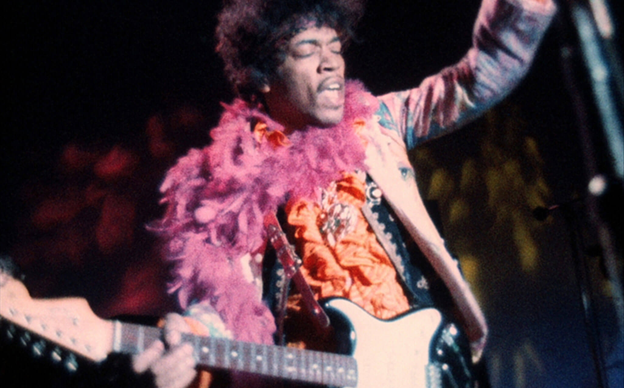 Jimmi Hendrix sur scène à Monterey Pop.